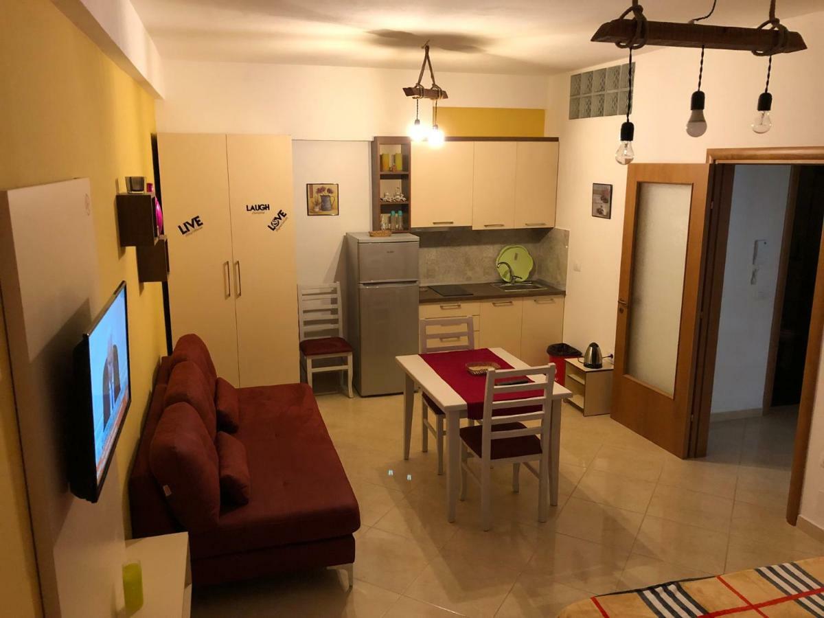 Appartamento Giallo Vlorë Eksteriør bilde